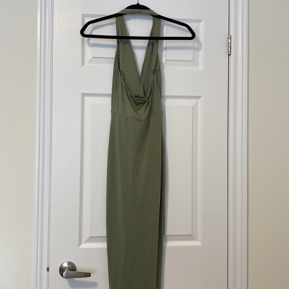 Windsor halter dress - Picture 5 of 7